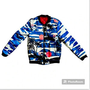 Fresh Hoods Bomber Jacket Ahiahi
Size Small